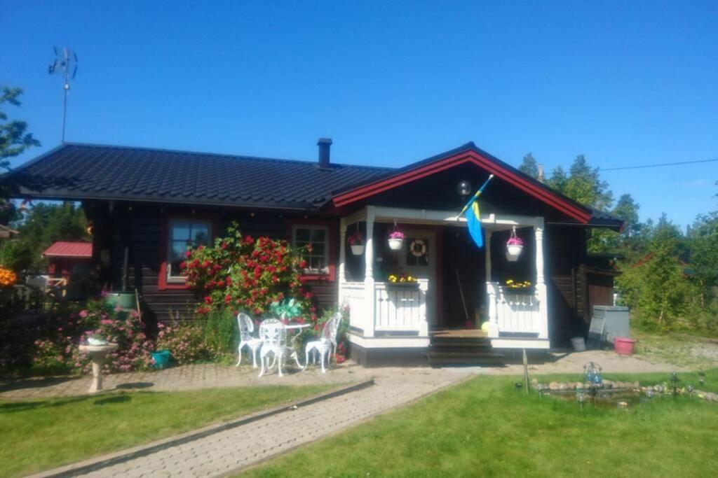 Cosy Non Smoking Cabin Close To Beach,Alnoe Sundsvall Exterior photo